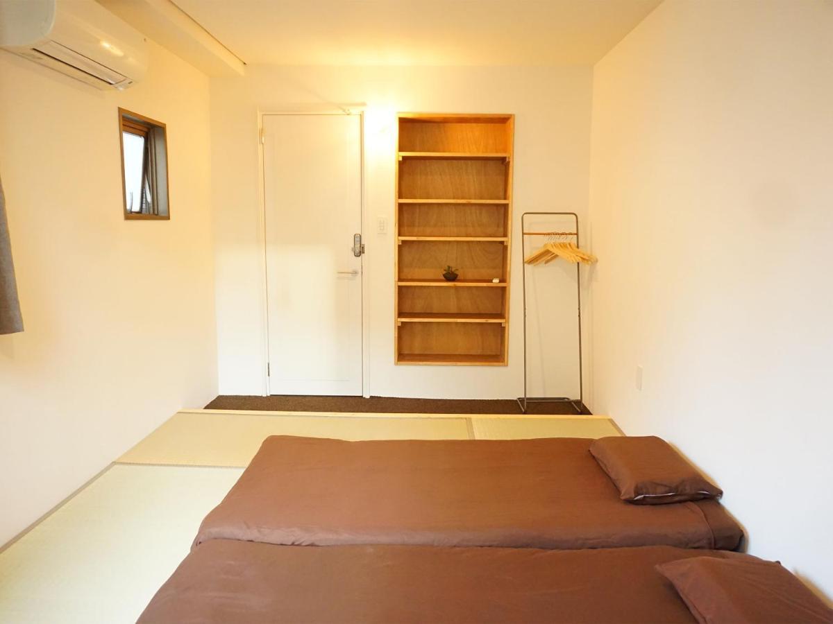 Beehive Hostel Osaka Ngoại thất bức ảnh